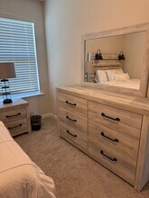 1200 Quindell Dr in Holly Springs, NC - Building Photo - Building Photo