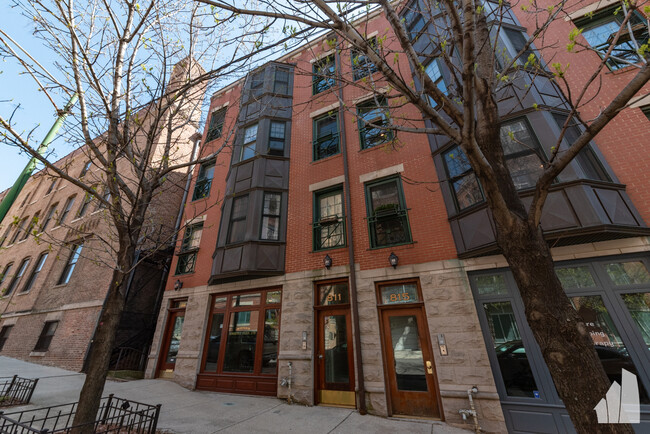 property at 811 W Superior St