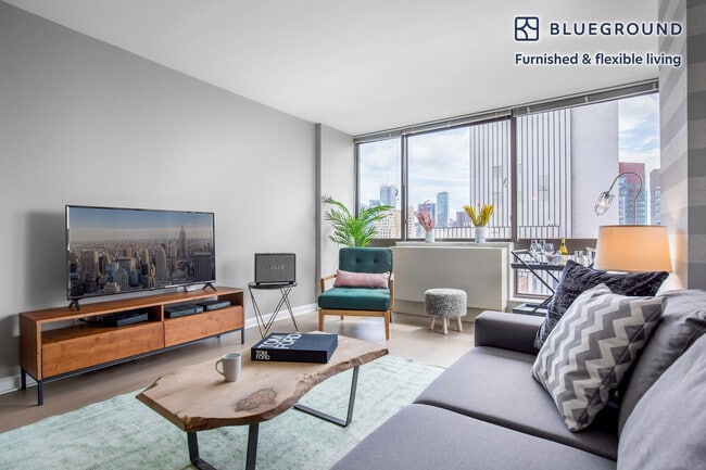 500 W 56th St, Unit FL18-ID125 in New York, NY - Foto de edificio - Building Photo