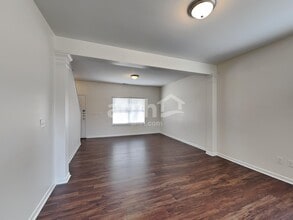 267 Flanders Dr in Mooresville, NC - Foto de edificio - Building Photo