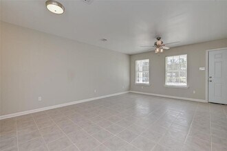 912 W School St in Livingston, TX - Building Photo - Building Photo