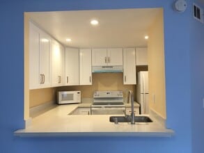 5318 Borneo Cir in San Jose, CA - Building Photo - Building Photo