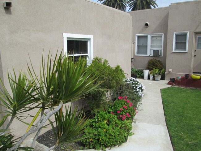 69-269 Euclid Ave in Long Beach, CA - Building Photo - Building Photo