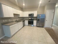 1053 Appleton St photo'