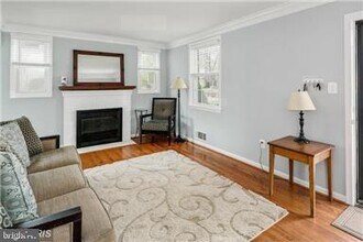 6659 Jefferson Ave in Falls Church, VA - Building Photo - Building Photo