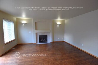 6527 32nd Pl NE in Marysville, WA - Foto de edificio - Building Photo