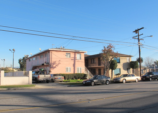 1529 W 108th St in Los Angeles, CA - Building Photo - Building Photo