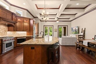 106 La Vie Dr in Montgomery, TX - Building Photo - Building Photo