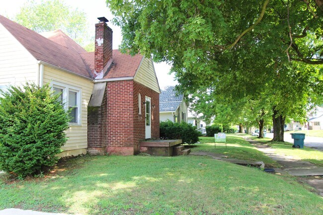 101 N Dill St in Muncie, IN - Building Photo - Building Photo
