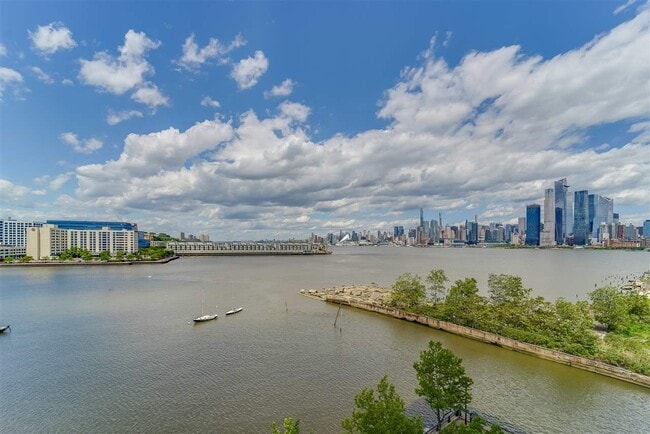 1500 Hudson St in Hoboken, NJ - Building Photo - Building Photo