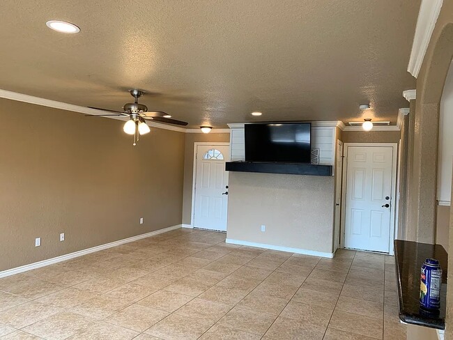 115 Vista Way