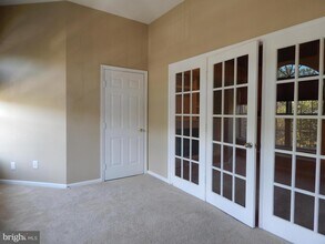 7707 Haynes Point Way-Unit -I in Alexandria, VA - Building Photo - Building Photo