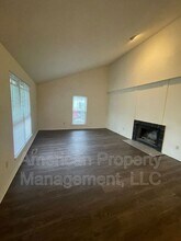 4405 S Gum Ave in Broken Arrow, OK - Building Photo - Building Photo