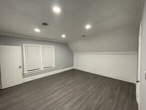 421 Washington St, Unit #2 in Barrington, IL - Foto de edificio - Building Photo