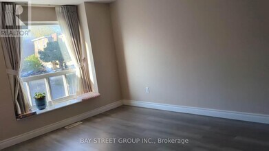 166 Rusty Crestway in Toronto, ON - Building Photo - Building Photo