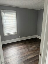 3694 E 57th St in Cleveland, OH - Building Photo - Building Photo