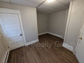 814 Lincoln St in Terre Haute, IN - Foto de edificio - Building Photo