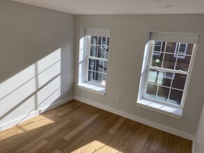 23 Fleet St, Unit 3 in Boston, MA - Building Photo - Building Photo