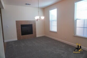 2297 Big Creek Way in Roseville, CA - Building Photo - Building Photo