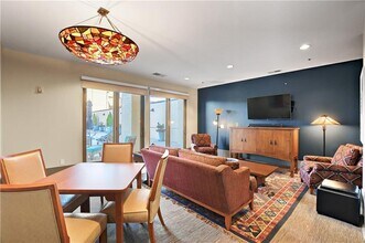201 W Ponce de Leon Ave in Decatur, GA - Building Photo - Building Photo