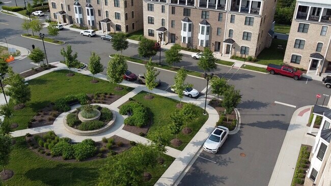 115 Wellie Hl Pl, Unit 115-A in Glen Allen, VA - Building Photo - Building Photo