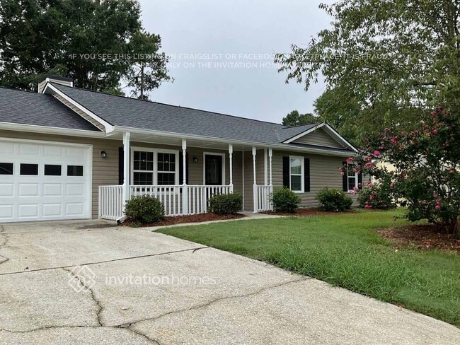 4145 Fox Chase Dr in Loganville, GA - Building Photo - Building Photo