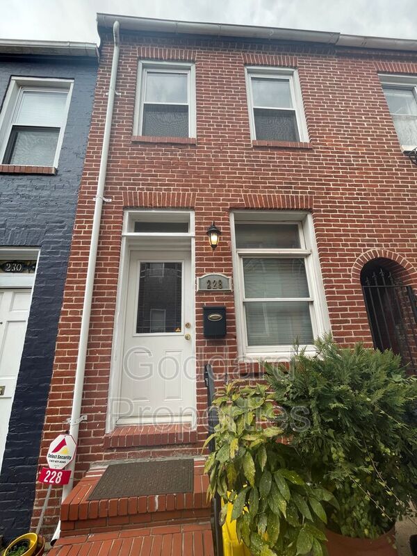 property at 228 S Madeira St