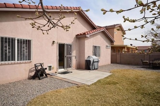 7671 Calle Armonia NE in Albuquerque, NM - Building Photo - Building Photo