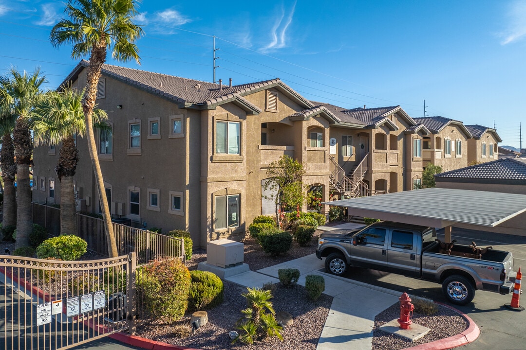 Sunset Cliffs in Las Vegas, NV - Building Photo