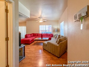 52 Chapel Hill Cir in San Antonio, TX - Building Photo - Building Photo