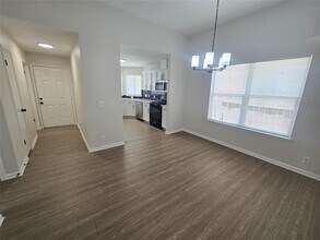 5108 Edenbourgh Ln in Austin, TX - Building Photo - Building Photo