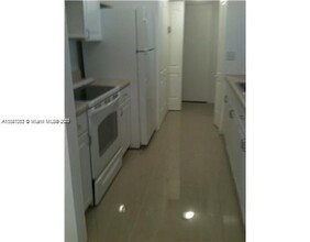 15780 SW 106th Terrace-Unit -205 in Miami, FL - Building Photo - Building Photo