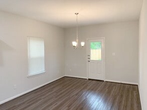 9027 Nyssa St in Houston, TX - Building Photo - Building Photo