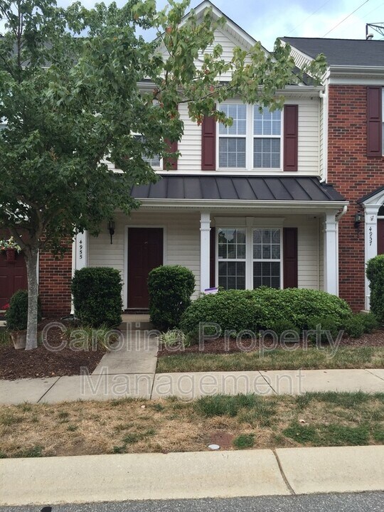 4955 Sunburst Ln in Charlotte, NC - Building Photo