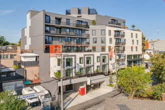 Cedar Lane in Vancouver, BC - Building Photo - Building Photo