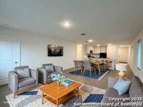 407 Indian Blossom in San Antonio, TX - Building Photo - Building Photo