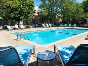 Westwind Apartments in St. Louis Park, MN - Building Photo - Building Photo