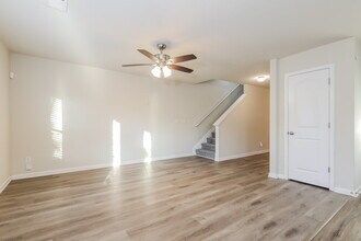 12026 Quail Dr in Hampton, GA - Building Photo - Building Photo