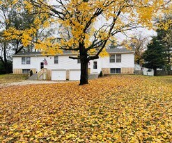 6320-6322 N Fruitridge St in Terre Haute, IN - Building Photo