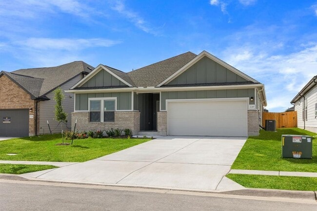 220 Lazy Lizzy Rd in Jarrell, TX - Building Photo - Building Photo