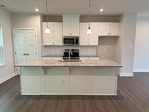 418 bigwood Dr in Hampton, VA - Building Photo - Building Photo