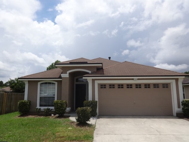 property at 1730 Hudderfield Cir W