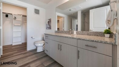 116 Talon Grasp Trail, Unit 15210 in Leander, TX - Foto de edificio - Building Photo