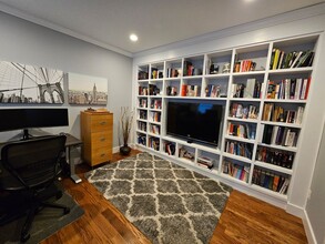 25 Meridian Ridge Dr in Newtown, CT - Building Photo - Building Photo