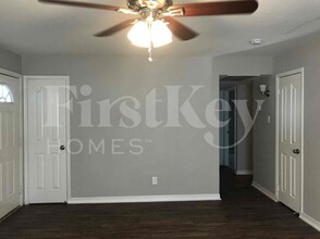 4739 E Sunland Ave in Phoenix, AZ - Building Photo - Building Photo