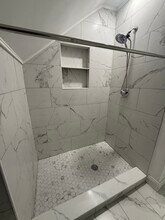 9 Winton St, Unit 3 in Boston, MA - Foto de edificio - Building Photo