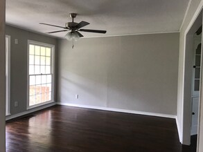 2129 W Lotus Ave in Fort Worth, TX - Building Photo - Building Photo