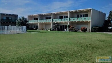 801 Beach Blvd in Laguna Vista, TX - Building Photo - Building Photo