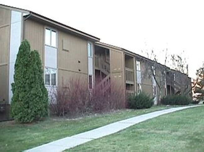 property at 453 Westwinds Dr