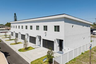 2608 W Columbus Dr in Tampa, FL - Building Photo